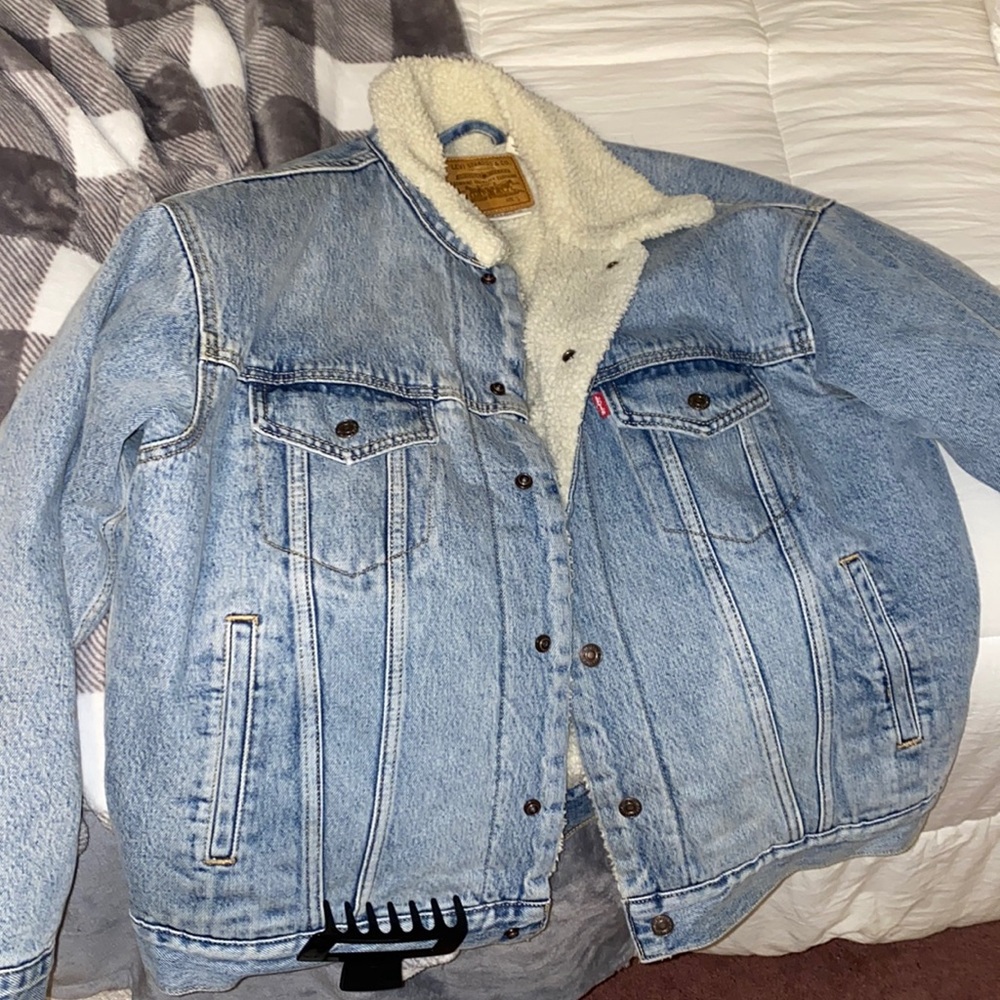levi sherpa jean jacket